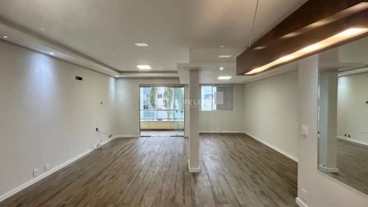 Apartamento com 3 Quartos à venda, 109m² no Bom Abrigo, Florianópolis