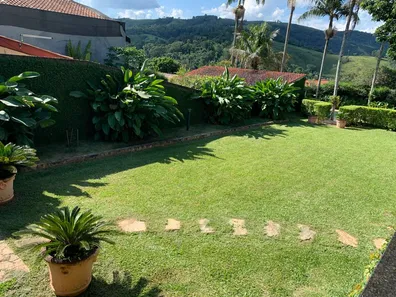 Sobrado com 5 Quartos à venda, 600m² no Lindoia, Lindóia