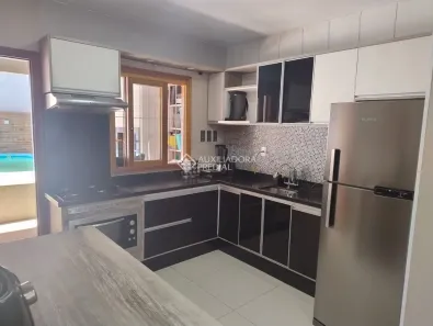 Sobrado com 2 Quartos à venda, 98m² no Jardim Algarve, Alvorada