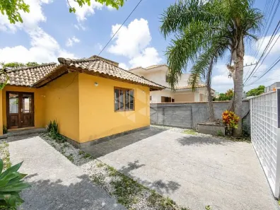 Casa com 2 Quartos para alugar, 100m² no Rio Tavares, Florianópolis