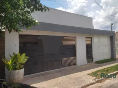Casa com 4 Quartos à venda, 250m² no Distrito Industrial, Cuiabá