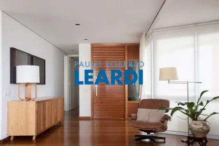 Apartamento com 4 Quartos à venda, 211m² no Vila Andrade, São Paulo