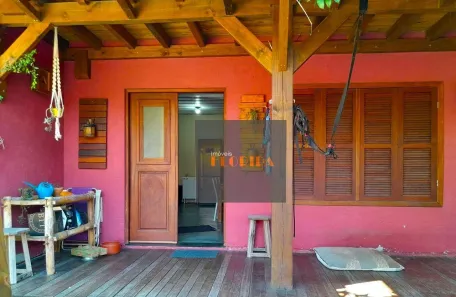 Casa com 2 Quartos à venda, 170m² no Rio Tavares, Florianópolis