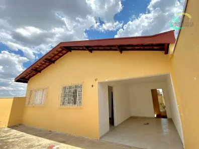 Casa com 2 Quartos para alugar, 120m² no Vila Aeroporto, Campinas
