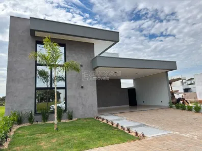 Casa de Condomínio com 3 Quartos à venda, 169m² no Centro, Araraquara