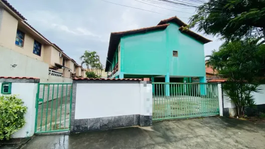 Casa de Condomínio com 2 Quartos à venda, 68m² no Palmeiras, Cabo Frio