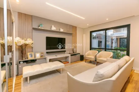 Casa com 3 Quartos à venda, 238m² no Água Verde, Curitiba