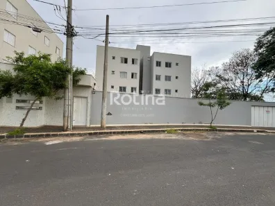 Apartamento com 2 Quartos para alugar, 70m² no Custódio Pereira, Uberlândia