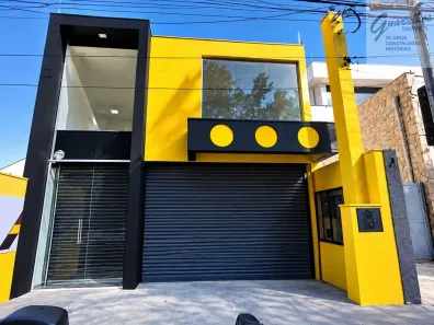 Sala Comercial para alugar, 250m² no Centro, Atibaia