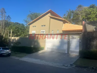 Casa com 3 Quartos à venda, 205m² no Caraguatá, Mairiporã