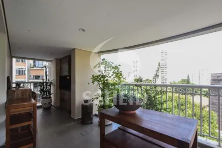 Apartamento com 4 Quartos à venda, 246m² no Vila Sofia, São Paulo