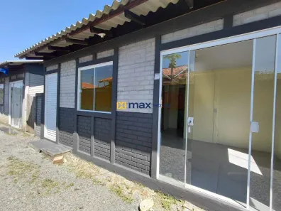 Casa com 2 Quartos para alugar, 50m² no Gravatá, Navegantes