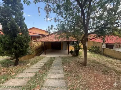 Casa de Condomínio com 3 Quartos à venda, 77m² no Fazenda Petrópolis - Residencial Monte Verde, Goiânia