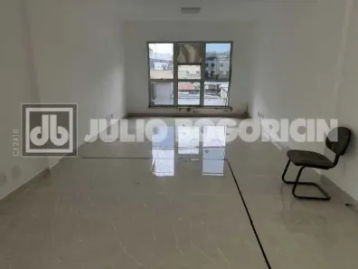 Sala Comercial à venda, 31m² no Cacuia, Rio de Janeiro