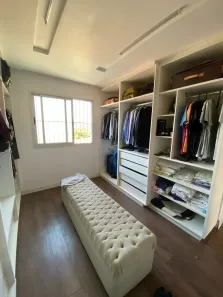 Sobrado com 4 Quartos à venda, 300m² no Residencial Olinda, Goiânia
