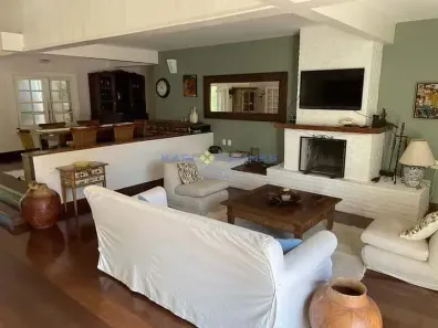 Casa com 4 Quartos à venda, 500m² no Corrêas, Petrópolis