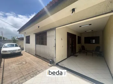Casa com 3 Quartos à venda, 181m² no Candelária, Natal