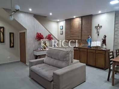 Sobrado com 3 Quartos à venda, 134m² no Embaré, Santos