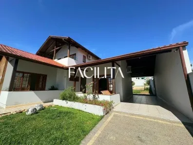 Casa com 3 Quartos para alugar, 200m² no Pedra Branca, Palhoça