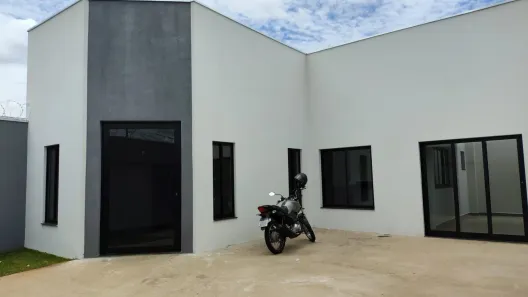 Casa com 3 Quartos à venda, 112m² no Residencial Lago Azul, Uberlândia
