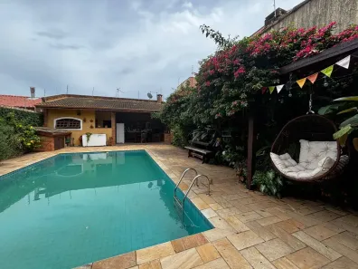 Casa com 3 Quartos à venda, 353m² no Jardim Santa Maria, Jacareí