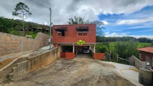 Casa com 4 Quartos à venda, 200m² no Centro, Simão Pereira