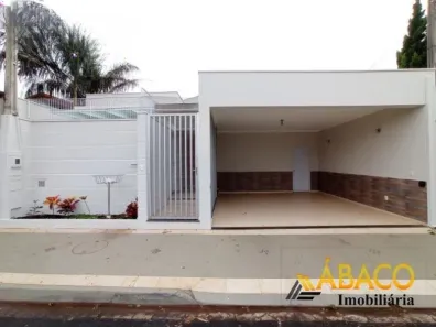 Casa com 3 Quartos à venda, 167m² no Parque Fehr, São Carlos
