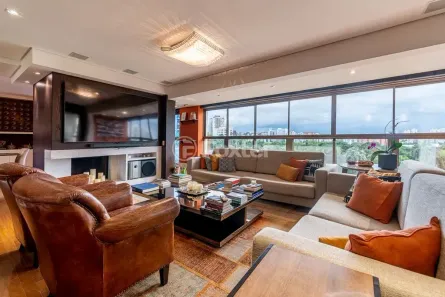Apartamento com 3 Quartos à venda, 222m² no Jardim Europa, Porto Alegre