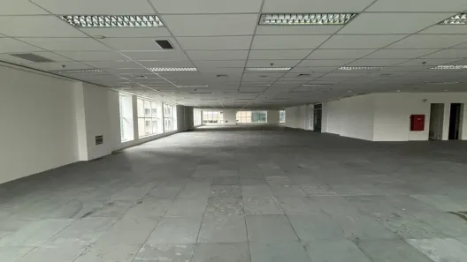 Ponto Comercial para alugar, 1080m² no Várzea de Baixo, São Paulo