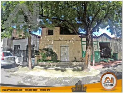 Casa com 3 Quartos à venda, 180m² no Benfica, Fortaleza