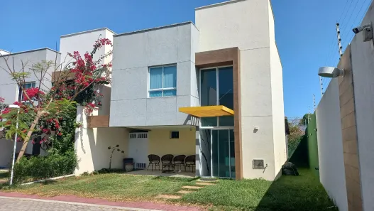 Casa de Condomínio com 3 Quartos à venda, 140m² no Guaribas, Eusébio