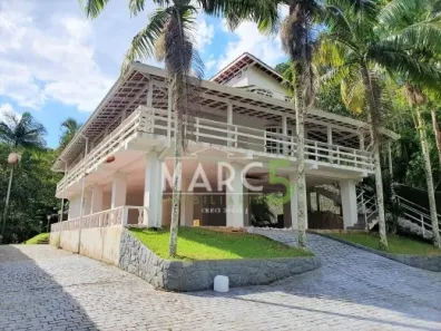 Casa de Condomínio com 3 Quartos à venda, 390m² no Arujázinho I, II e III, Arujá