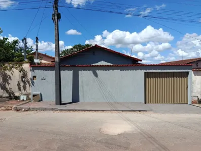 Casa com 2 Quartos à venda, 125m² no , Carmo do Rio Verde