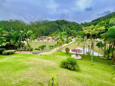 Fazenda/Sítio com 4 Quartos à venda, 17000m² no , Benedito Novo