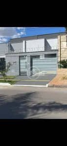 Casa com 3 Quartos à venda, 115m² no Jardins Madri, Goiânia