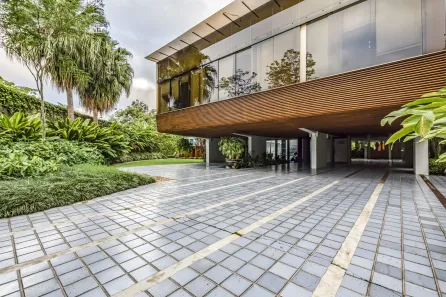 Casa com 6 Quartos para venda ou aluguel, 1200m² no Jardim Guedala, São Paulo