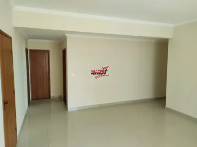 Apartamento com 3 Quartos para alugar, 180m² no Paraíso, Ponte Nova