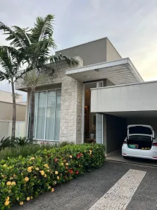 Casa com 3 Quartos para venda ou aluguel, 222m² no Jardins Lisboa, Goiânia
