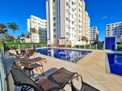 Apartamento com 2 Quartos para alugar, 43m² no Jardim América, Maringá