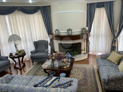 Apartamento com 3 Quartos para alugar, 220m² no Perdizes, São Paulo