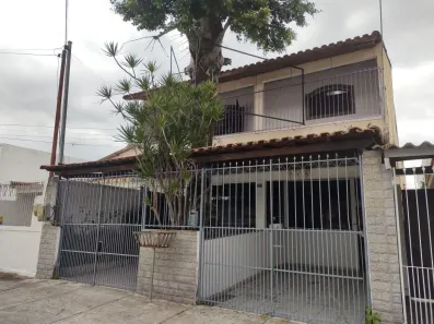 Casa com 2 Quartos à venda, 288m² no Vila Julieta, Resende
