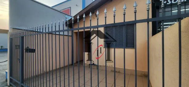 Casa com 2 Quartos para alugar, 155m² no Vila Vianelo, Jundiaí