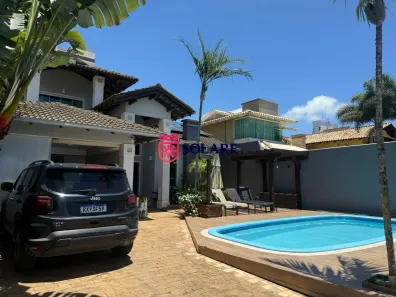 Casa com 4 Quartos para alugar, 200m² no Canto Grande, Bombinhas