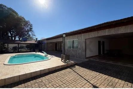 Casa com 4 Quartos à venda, 340m² no 14 de Novembro, Cascavel