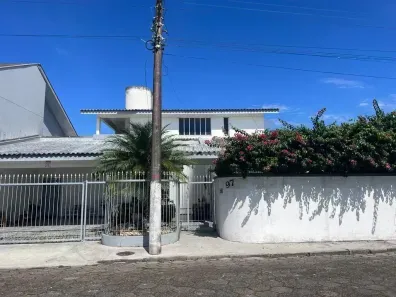 Casa com 6 Quartos à venda, 232m² no , Balneário Piçarras