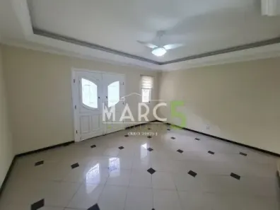 Casa de Condomínio com 3 Quartos para alugar, 210m² no Arujá 5, Arujá