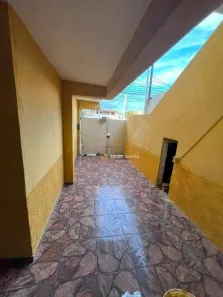 Casa com 2 Quartos para alugar, 80m² no Vila Emil, Mesquita