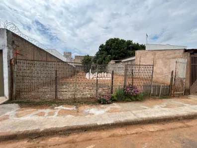 Lote/Terreno à venda, 300m² no Shopping Park, Uberlândia