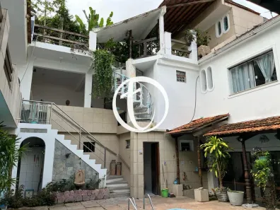 Casa com 6 Quartos à venda, 500m² no Acupe, Salvador
