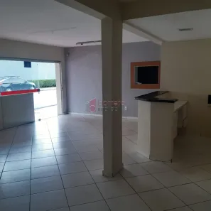 Prédio Comercial para alugar, 295m² no Vila Vianelo, Jundiaí